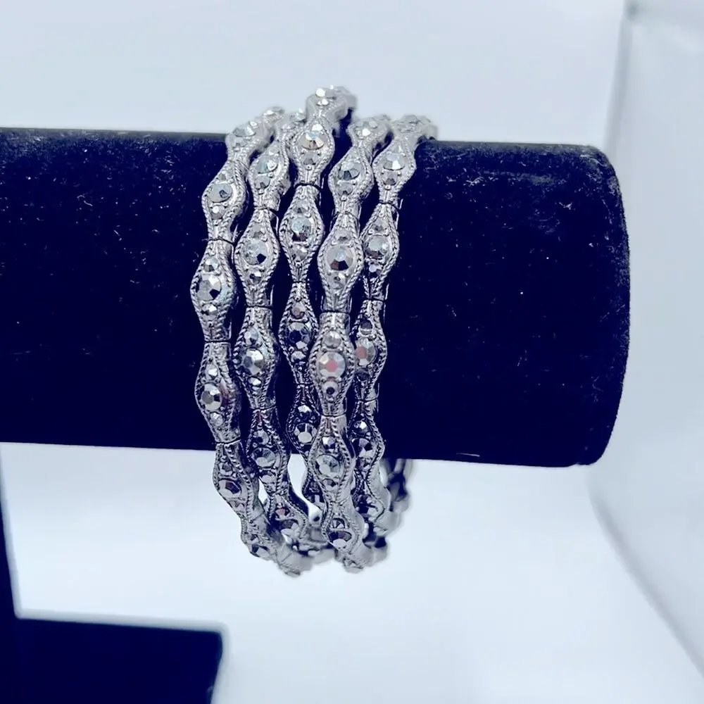 Elegant Geometrical Wrap Gunmetal Silver Bangle Wrap Around Expandable Bracelet